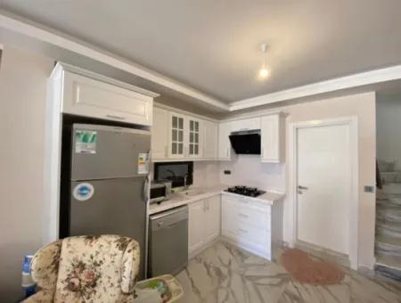 Seferihisar Doğanbey De Full Deniz Üç Tarafı Bahçe Satılık 3+1 Villa
