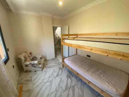 Seferihisar Doğanbey De Full Deniz Üç Tarafı Bahçe Satılık 3+1 Villa