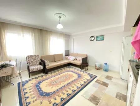 Ürkmez De 2+1 Geniş Ve Ferah Plaja Sadece 100Mt Full Eşyalı