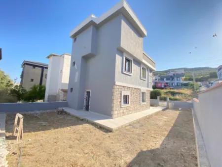 Doğanbey De Tek Mustakil Otoparklı Ultra Lüx Satılık 4+1 Villa