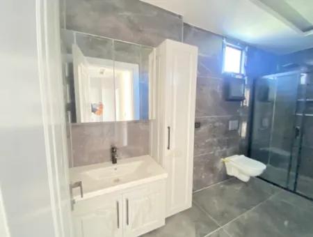 Seferihisar Doğanbey Merkez'de 200M2 Arsa İçin'de Müstakil Sıfır Satılık 3+1 Dubleks Villa