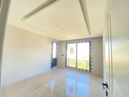 Seferihisar Doğanbey Merkez'de 200M2 Arsa İçin'de Müstakil Sıfır Satılık 3+1 Dubleks Villa