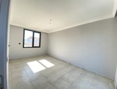 Seferihisar Doğanbey Merkez'de 200M2 Arsa İçin'de Müstakil Sıfır Satılık 3+1 Dubleks Villa