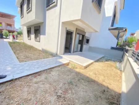 Seferihisar Doğanbey Bahçeli Denize 500Mt Satılık 2+1 Villa
