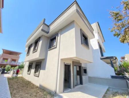 Seferihisar Doğanbey Bahçeli Denize 500Mt Satılık 2+1 Villa
