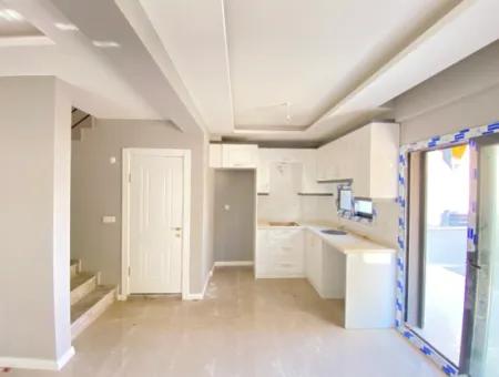 Seferihisar Doğanbey Bahçeli Denize 500Mt Satılık 2+1 Villa
