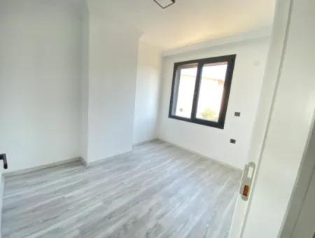Seferihisar Doğanbey De Köşe Villa Denize 750Mt Satılık 3+1