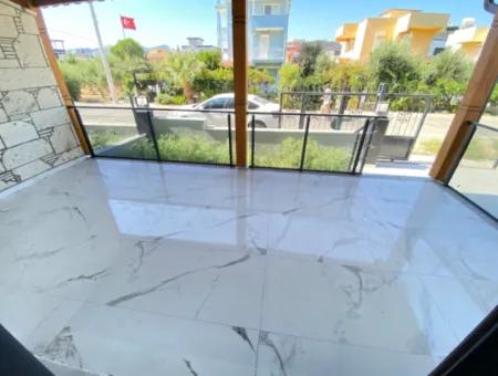 Seferihisar Doğanbey De Köşe Villa Denize 750Mt Satılık 3+1