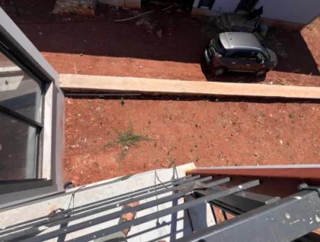Seferihisar Doğanbey De Yerden Istmal Salon Mutfak Ayrı Satılık 3+1 Villa