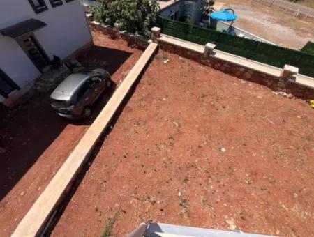 Seferihisar Doğanbey De Yerden Istmal Salon Mutfak Ayrı Satılık 3+1 Villa