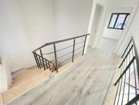 Seferihisar Doğanbey De Yerden Istmal Salon Mutfak Ayrı Satılık 3+1 Villa