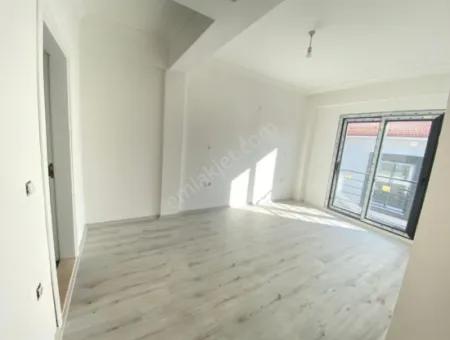 Seferihisar Doğanbey De Yerden Istmal Salon Mutfak Ayrı Satılık 3+1 Villa