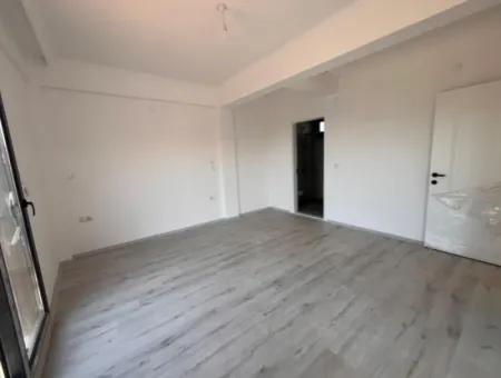 Seferihisar Doğanbey De Yerden Istmal Salon Mutfak Ayrı Satılık 3+1 Villa
