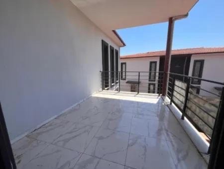 Seferihisar Doğanbey De Yerden Istmal Salon Mutfak Ayrı Satılık 3+1 Villa