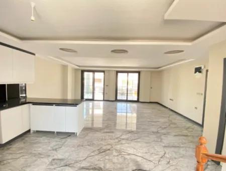 Seferihisar Doğanbeyde Tek Mustakil Havuzlu Satılık 3+1 Villa