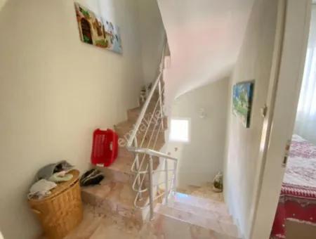 Seferihisar Doğanbey De Denize 300Mt Ferah Satılık 3+1 Villa