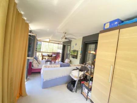 Ürkmez De Lokasyonu Merkezi Konumda Lüks Deniz 400Mt Satılık 3+1 Dublex Daire