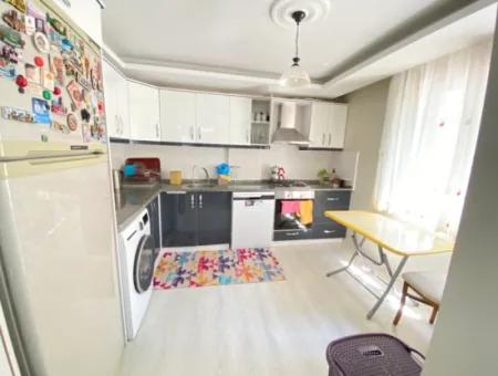 Ürkmez De Lokasyonu Merkezi Konumda Lüks Deniz 400Mt Satılık 3+1 Dublex Daire