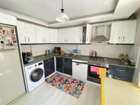 Ürkmez De Lokasyonu Merkezi Konumda Lüks Deniz 400Mt Satılık 3+1 Dublex Daire