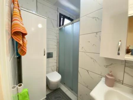 Ürkmez De Lokasyonu Merkezi Konumda Lüks Deniz 400Mt Satılık 3+1 Dublex Daire