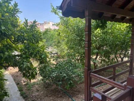 Ürkmezde Siterisinde Havuzlu Denize 400Mt Satılık 4+1 Villa