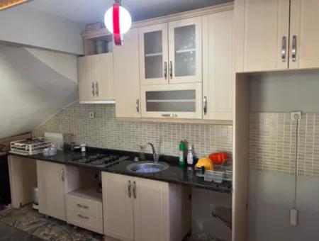 Ürkmezde Siterisinde Havuzlu Denize 400Mt Satılık 4+1 Villa