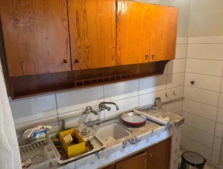 Ürkmezde Siterisinde Havuzlu Denize 400Mt Satılık 4+1 Villa