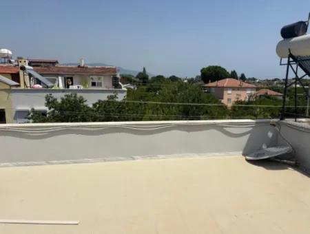 Ürkmezde Siterisinde Havuzlu Denize 400Mt Satılık 4+1 Villa