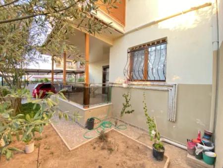 Ürkmez Merkezde Zemin Kat Daire Denize 350Mt Kapalı Otopark Satılık 2+1