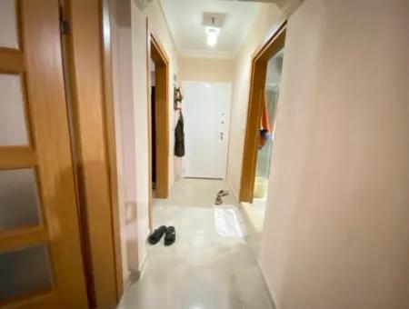 Ürkmez Merkezde Zemin Kat Daire Denize 350Mt Kapalı Otopark Satılık 2+1
