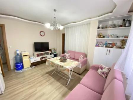 Ürkmez De Kat Kaloriferli Merkezi Konumda Satılık 2+1 Lüks Daire
