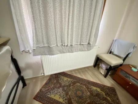Ürkmez De Kat Kaloriferli Merkezi Konumda Satılık 2+1 Lüks Daire