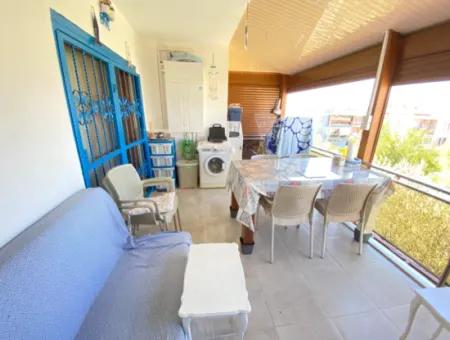 Ürkmez De Kat Kaloriferli Merkezi Konumda Satılık 2+1 Lüks Daire