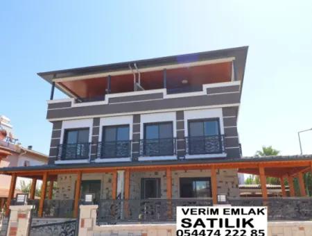 Seferihisar Ürkmezde Denize Tarafında Satılık 3+1 Villa