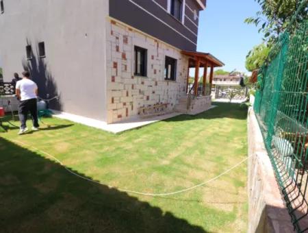 Seferihisar Ürkmezde Denize Tarafında Satılık 3+1 Villa