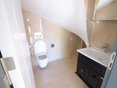 Seferihisar Ürkmezde Denize Tarafında Satılık 3+1 Villa