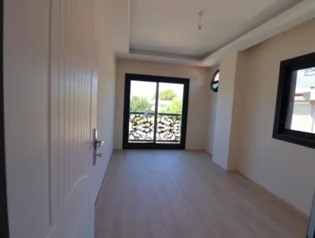 Seferihisar Ürkmezde Denize Tarafında Satılık 3+1 Villa