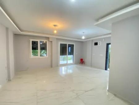 Ürkmez De Full Deniz Kelepir Villa Bahçeli Satılık 3+1 Villa