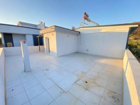 Ürkmez De Full Deniz Kelepir Villa Bahçeli Satılık 3+1 Villa