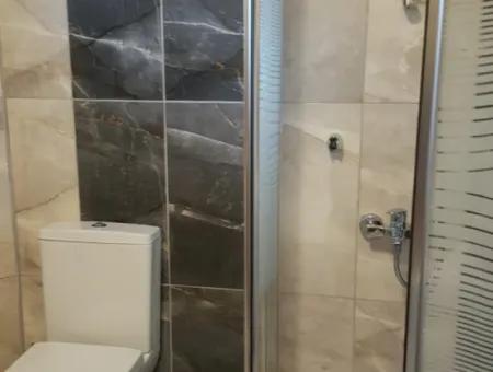 Özdere Orta Mahalle’de Denize Sıfır Site İçerisinde Eşyalı Satılık 3+1Villa