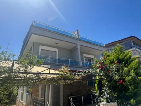 Özderede Geneş Bahçeli Deniz Tarafında Kelepir Satılık 3+1 Villa