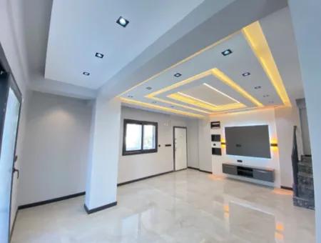 Doğanbey De Tek Mustakil Akıllı Ev Sistemli Ultra Lükx Satılık 3+1 Villa