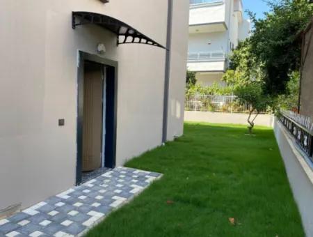 Özdere De Deniz Tarafında Ayrı Mutfak Ultra Lüx Satılık 3+1 Villa