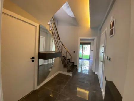 Özdere De Deniz Tarafında Ayrı Mutfak Ultra Lüx Satılık 3+1 Villa