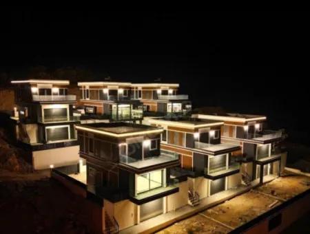 Full Deniz Manzaralı Ultra Lüks 3+1 Emsalsiz Tripleks Malikane