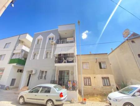 Ürkmez Merkez'de Plaja 100M Satılık 2+1 Uygun Yatırımlık Daire