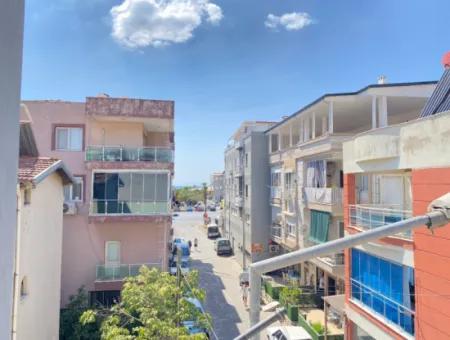 Ürkmez Merkez'de Plaja 100M Satılık 2+1 Uygun Yatırımlık Daire
