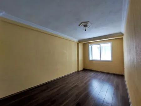İzmir Seferihisar Ürkmez Merkez De Satılık 3+1 Daire 