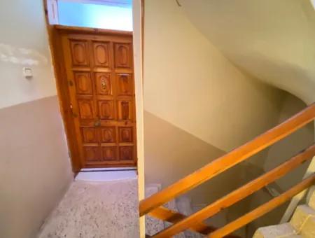 Ürkmez De Ana Cadde Üzeri Önü Açık Manzaralı Kiralık 2+1 Daire