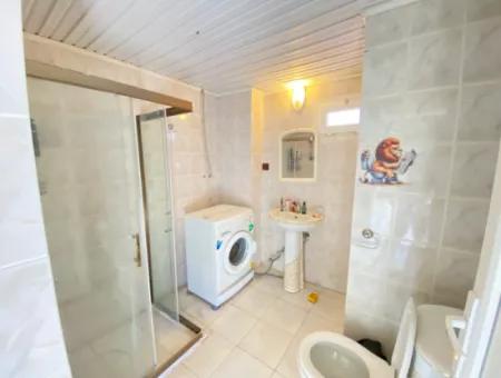 Ürkmez De Deniz Tarafınde Alışveriş Yakın Kiralık 1+1 Daire